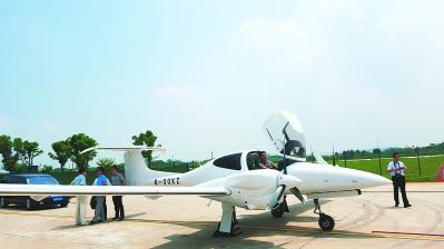讓通用航空在“熱起來”的基礎(chǔ)上，能夠真正“飛起來”（合肥）